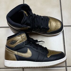 Nike Air Jordan 1 Retro Black and Gold High Top Sneakers